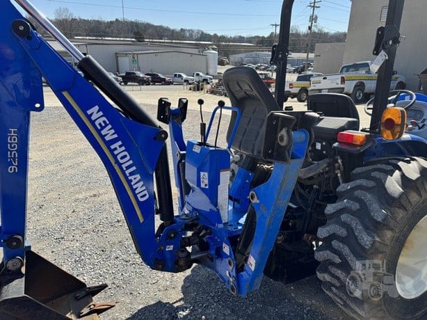 New Holland Workmaster 37