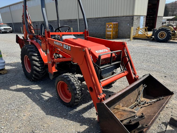 Kubota B21 TLB